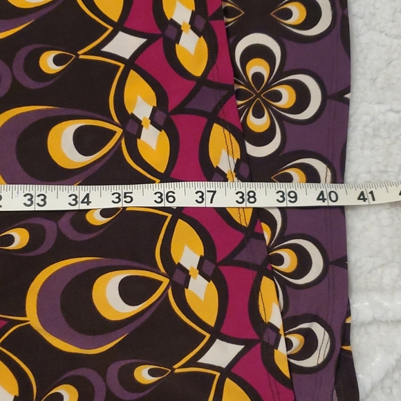 Bisou Bisou Wrap Dress Sz 10 Geometric Pattern / Great work dress. Beaut… - Picture 9 of 10